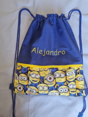 mochilas variadas